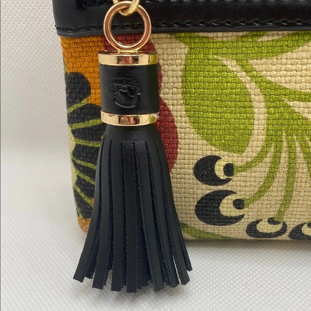 Spartina 449 Daufuskie Island Pink and Black Floral Clutch